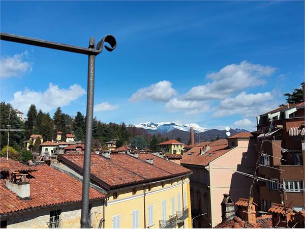 Ai piedi del Piazzo appartamento con terrazza